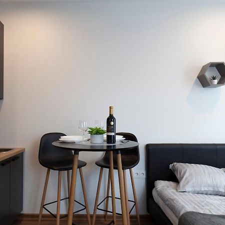 Oak House Apartments 考纳斯 外观 照片