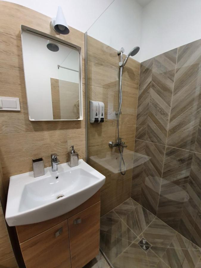 Oak House Apartments 考纳斯 外观 照片