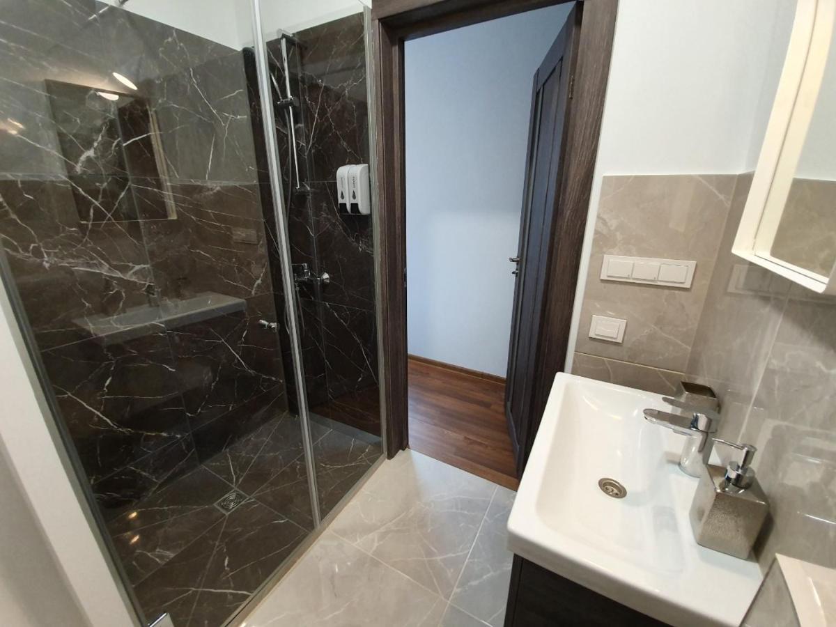 Oak House Apartments 考纳斯 外观 照片