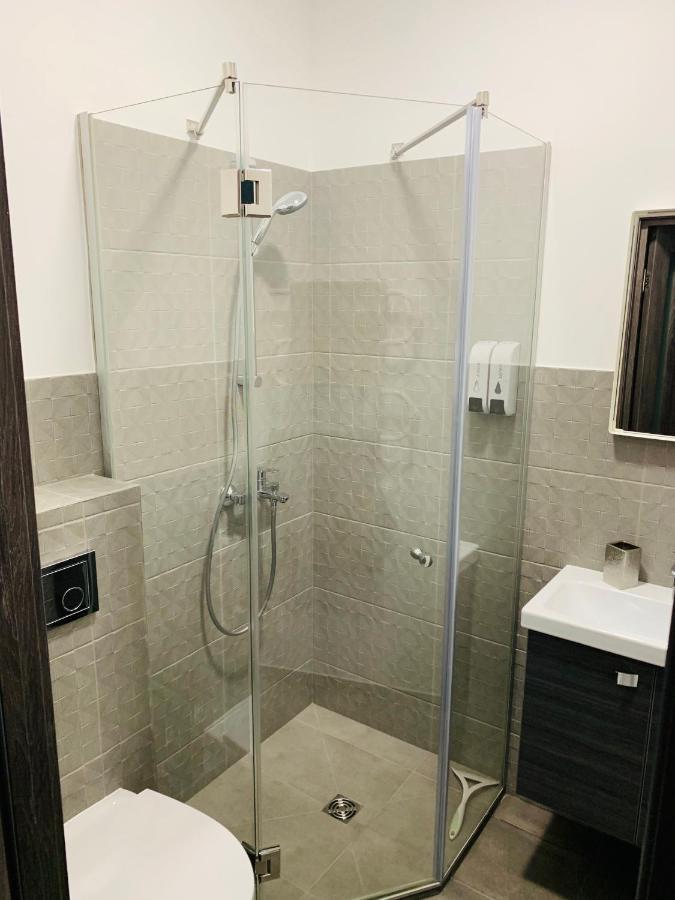 Oak House Apartments 考纳斯 外观 照片